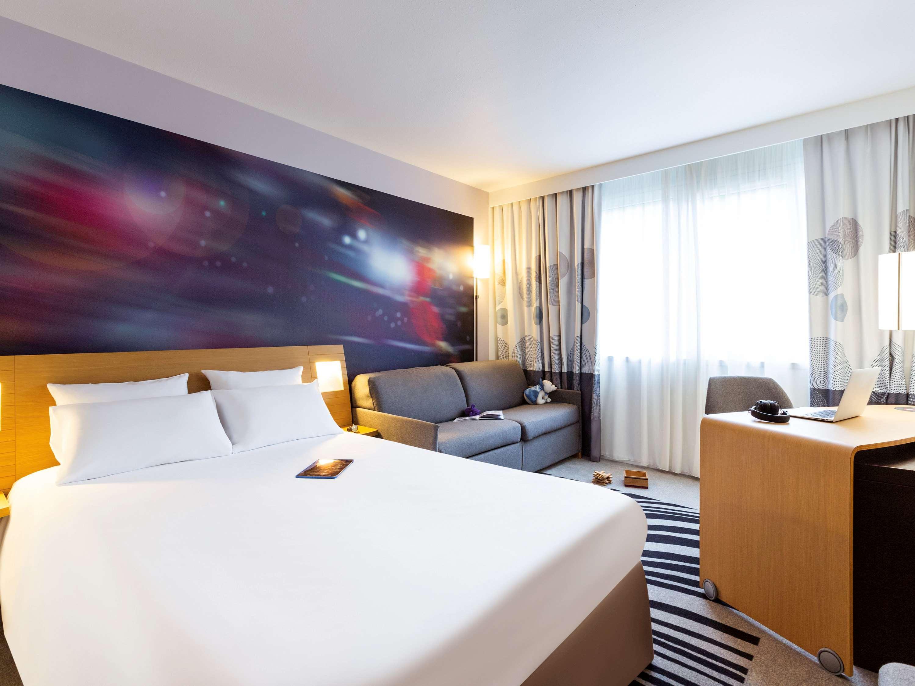 Novotel Limoges Le Lac Exterior foto